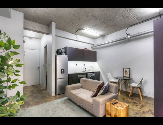 0.5 BEDROOM APARTMENT FOR SALE IN MABONENG